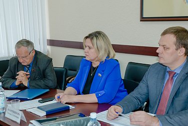 О бюджете и профсоюзах – на заседании комитета